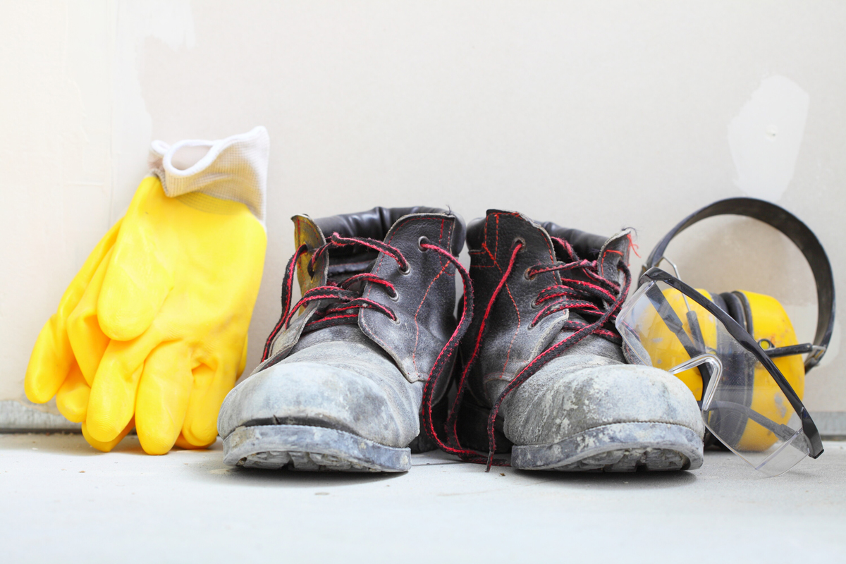 Put your belongings in storage while you renovate your house, use local storage companies